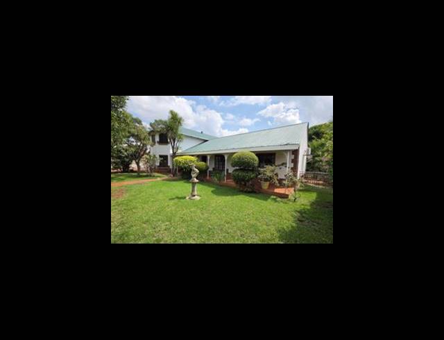 5 BEDROOM HOUSE SOLD IN SINOVILLE